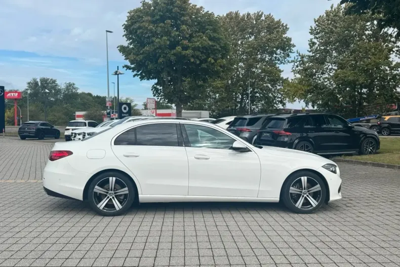 Mercedes-Benz C 200 (Clasa C) din 2022 cu 50.126 km - oferta MER249477 - foto 7