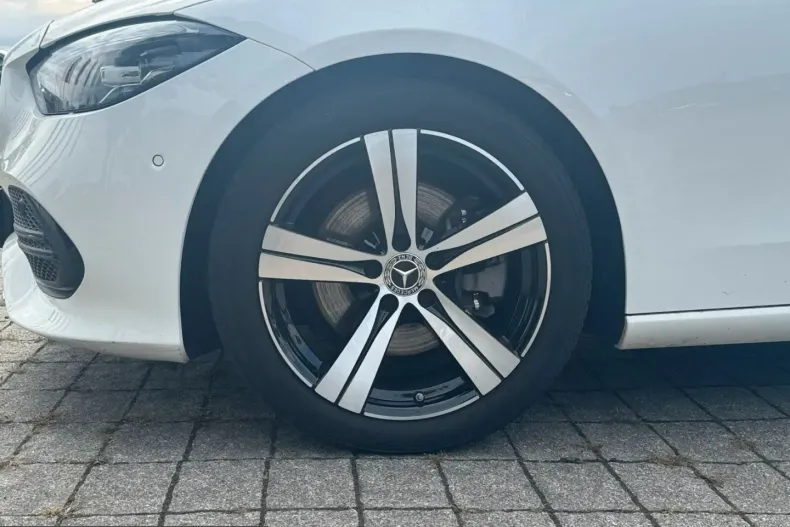 Mercedes-Benz C 200 (Clasa C) din 2022 cu 50.126 km - oferta MER249477 - foto 19