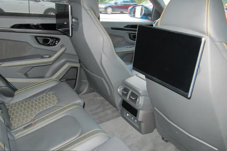 Lamborghini Urus din 2023 cu 34.999 km - oferta LAM249482 - foto 23