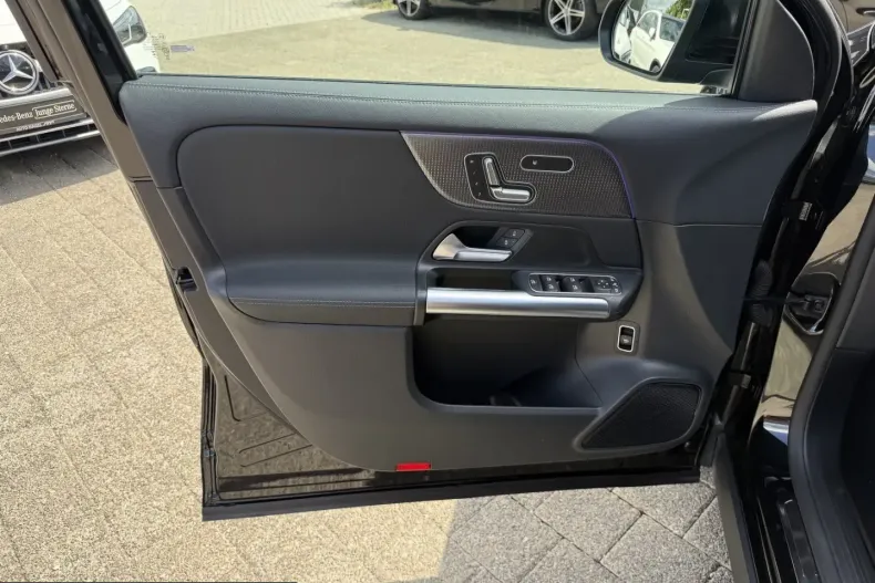 Mercedes-Benz EQA (Clasa GLA) din 2023 cu 33.448 km - oferta MER249491 - foto 14