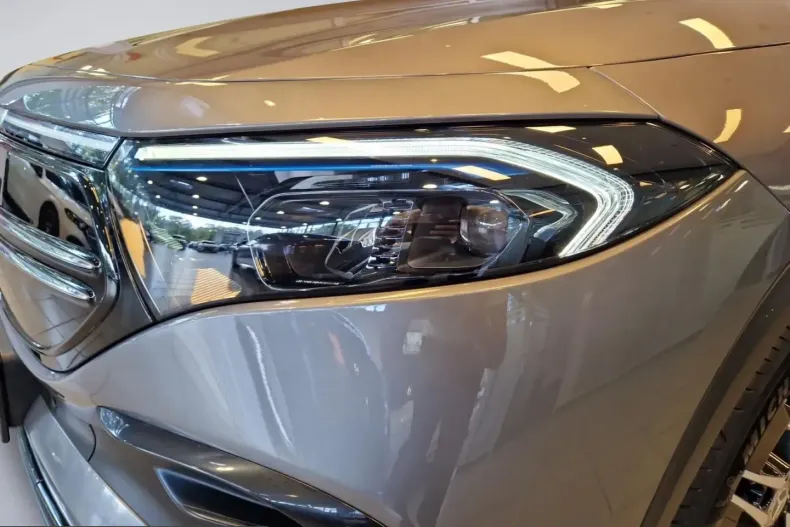 Mercedes-Benz EQA (Clasa GLA) din 2023 cu 39.954 km - oferta MER249494 - foto 13