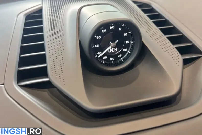 Porsche Cayenne din 2026 cu 9.900 km - oferta POR249495 - foto 12