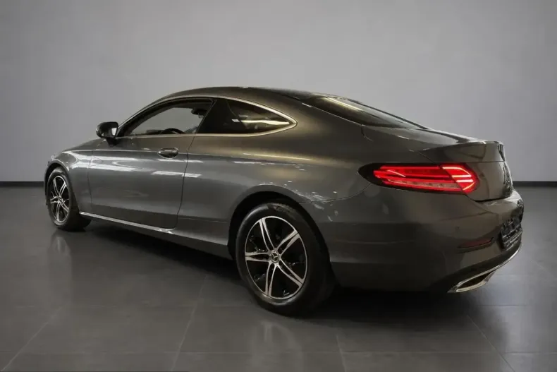 Mercedes-Benz C 220 (Clasa C) din 2022 cu 61.880 km - oferta MER249496 - foto 5