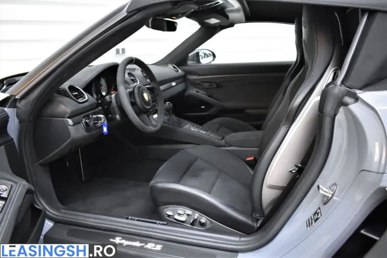 Porsche Boxster din 2024 cu 2.600 km - oferta POR249511 - foto 9