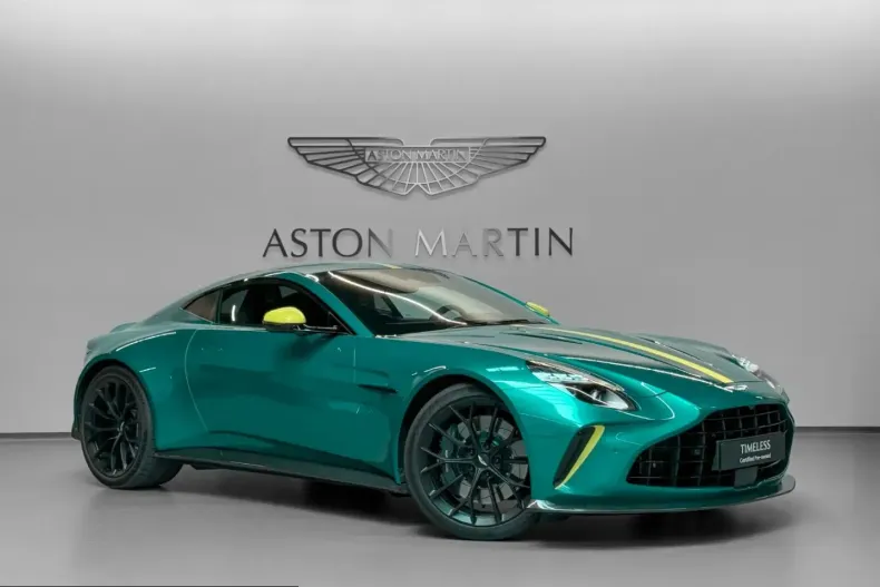 Aston Martin V8 Vantage din 2025 cu 2.477 km - oferta AST249519 - foto 1