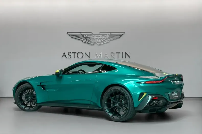 Aston Martin V8 Vantage din 2025 cu 2.477 km - oferta AST249519 - foto 5