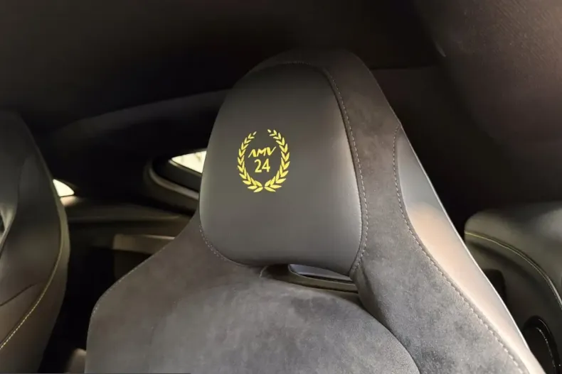 Aston Martin V8 Vantage din 2025 cu 2.477 km - oferta AST249519 - foto 25