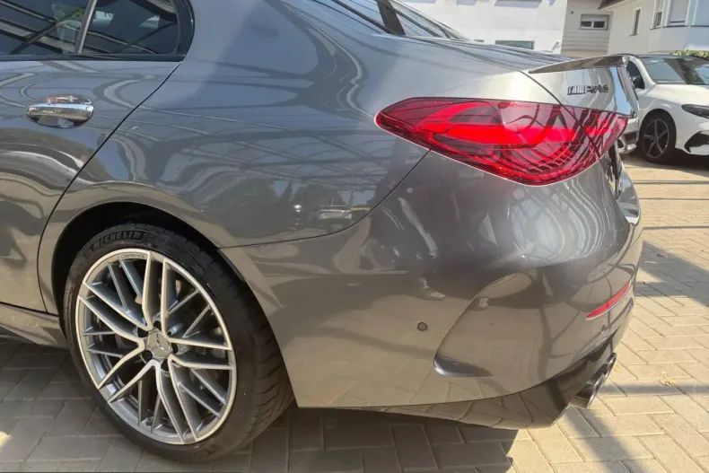 Mercedes-Benz C 43 AMG (Clasa C) din 2025 cu 12.370 km - oferta MER249532 - foto 5