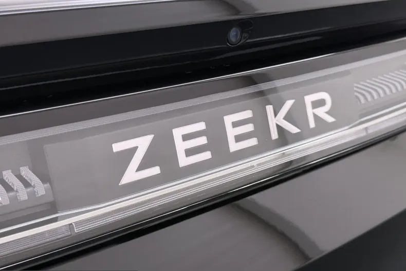 Zeekr 001 din 2024 cu 38.411 km - oferta ZEE249533 - foto 25