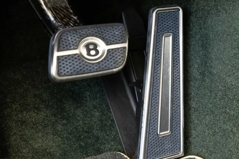 Bentley Continental GT din 2024 cu 9.200 km - oferta BEN249537 - foto 23