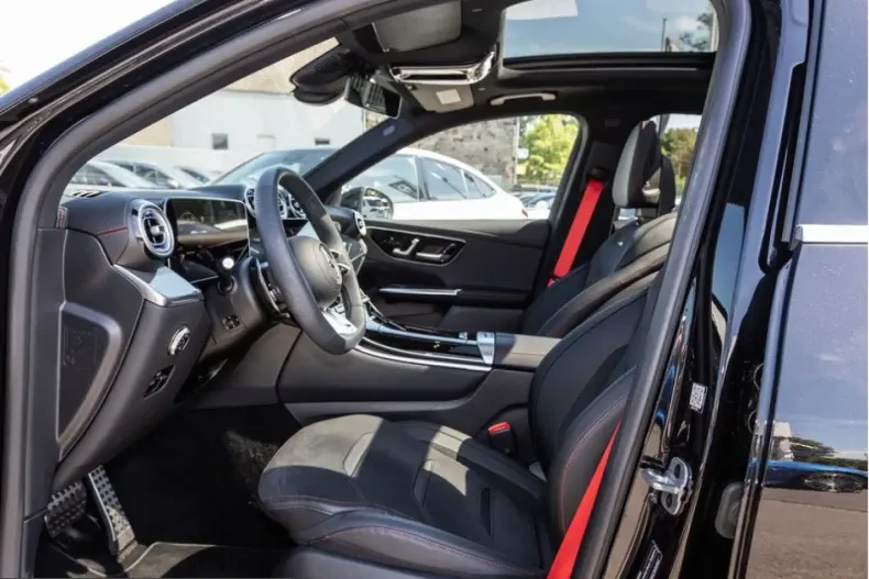 Mercedes-Benz GLC 43 AMG (Clasa GLC) din 2025 cu 6.853 km - oferta MER249542 - foto 14