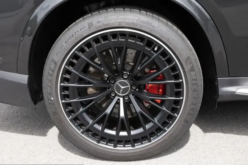 Mercedes-Benz GLC 43 AMG (Clasa GLC) din 2025 cu 15.733 km - oferta MER249546 - foto 6