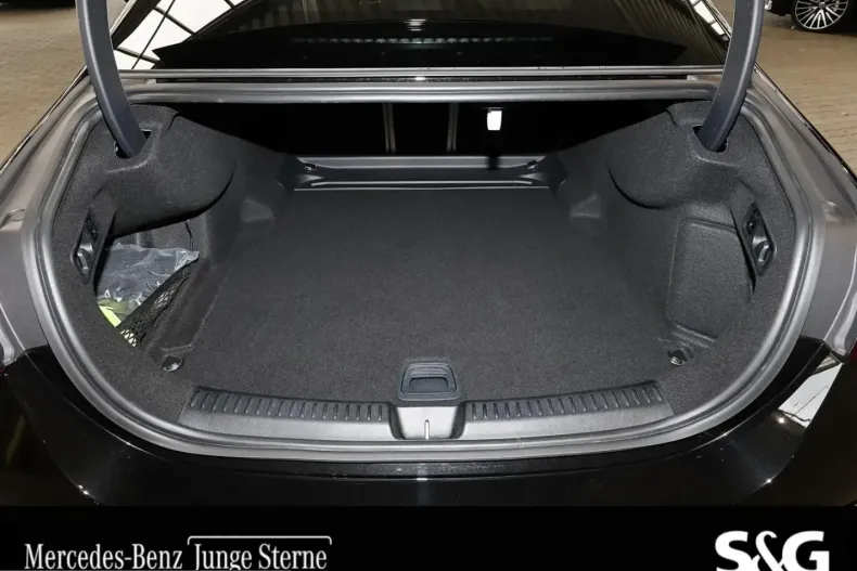 Mercedes-Benz E 220 (Clasa E) din 2025 cu 20.630 km - oferta MER249552 - foto 8