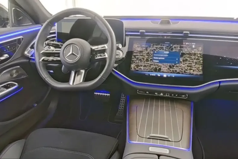 Mercedes-Benz E 220 (Clasa E) din 2025 cu 39.995 km - oferta MER249553 - foto 4