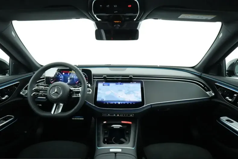 Mercedes-Benz E 220 (Clasa E) din 2025 cu 8.000 km - oferta MER249554 - foto 19