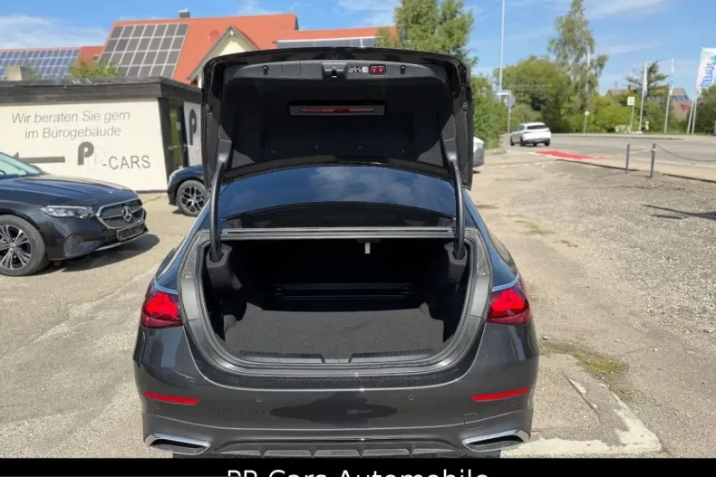 Mercedes-Benz E 220 (Clasa E) din 2025 cu 18.110 km - oferta MER249555 - foto 38