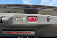 Mercedes-Benz E 220 (Clasa E) din 2025 cu 18.110 km - oferta MER249555 - foto 40