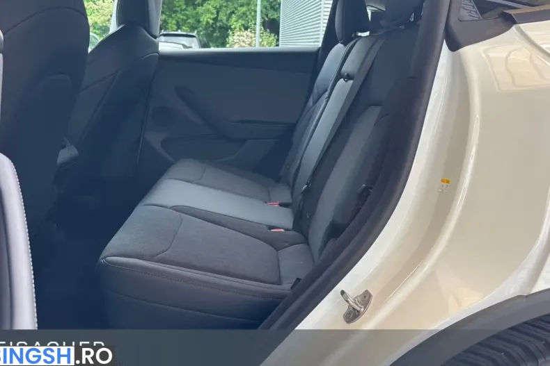 Tesla Model Y din 2026 cu 2.999 km - oferta TES249557 - foto 10