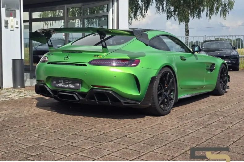 Mercedes-Benz AMG GT (Clasa GT) din 2022 cu 42.500 km - oferta MER249565 - foto 25