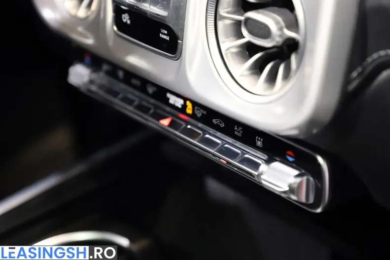 Mercedes-Benz GLC 200 (Clasa GLC) din 2025 cu 48.098 km - oferta MER249566 - foto 25