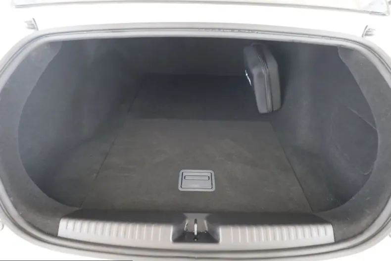 XPENG P7 din 2025 cu 16.436 km - oferta XPE249569 - foto 10