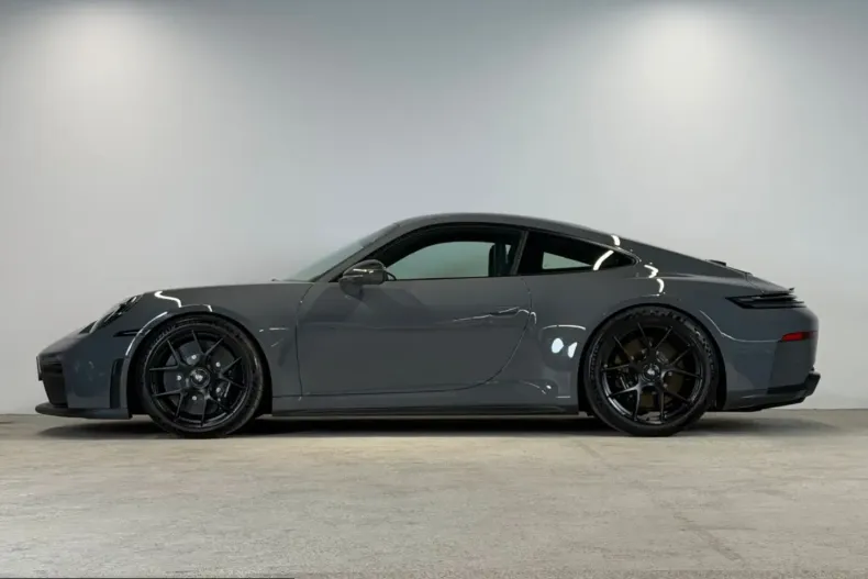 Porsche 911 din 2025 cu 3.450 km - oferta POR249571 - foto 2