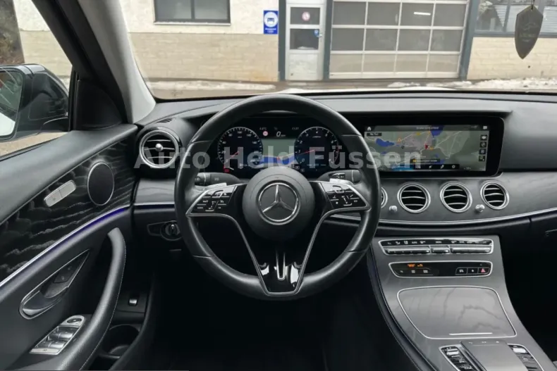 Mercedes-Benz E 200 (Clasa E) din 2022 cu 56.000 km - oferta MER249573 - foto 9