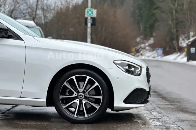 Mercedes-Benz E 200 (Clasa E) din 2022 cu 56.000 km - oferta MER249573 - foto 28