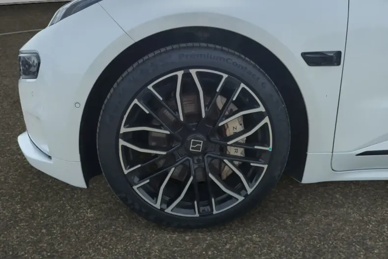 Zeekr 001 din 2025 cu 10.500 km - oferta ZEE249574 - foto 7
