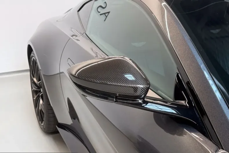 Aston Martin V8 Vantage din 2023 cu 8.512 km - oferta AST249579 - foto 9