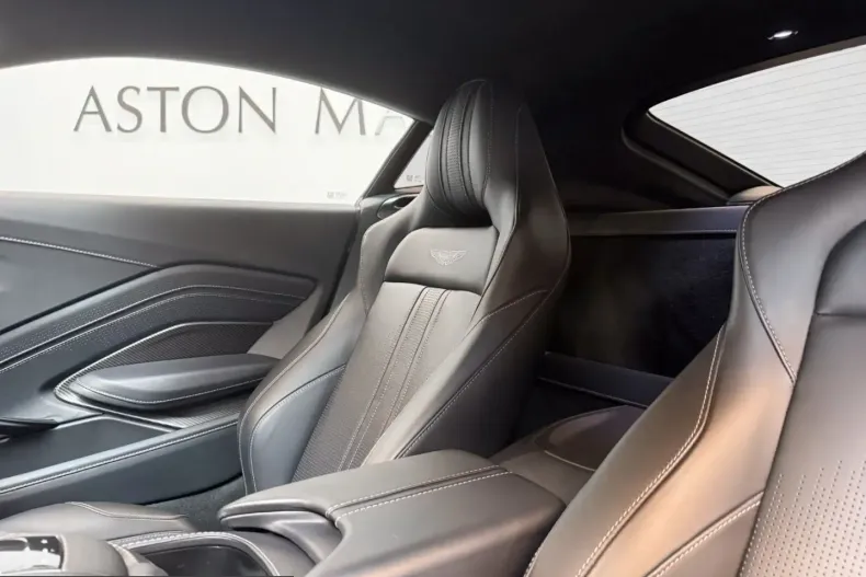 Aston Martin V8 Vantage din 2023 cu 8.512 km - oferta AST249579 - foto 21