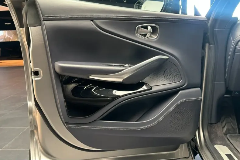 Aston Martin DBX din 2023 cu 43.000 km - oferta AST249580 - foto 18