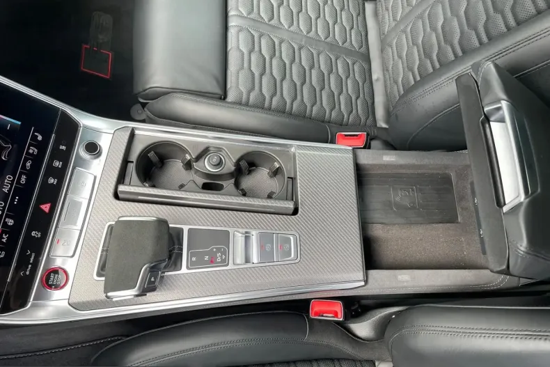 Audi RS6 din 2025 cu 9.300 km - oferta AUD249581 - foto 43