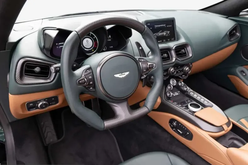 Aston Martin V12 Vantage din 2023 cu 11.050 km - oferta AST249582 - foto 10