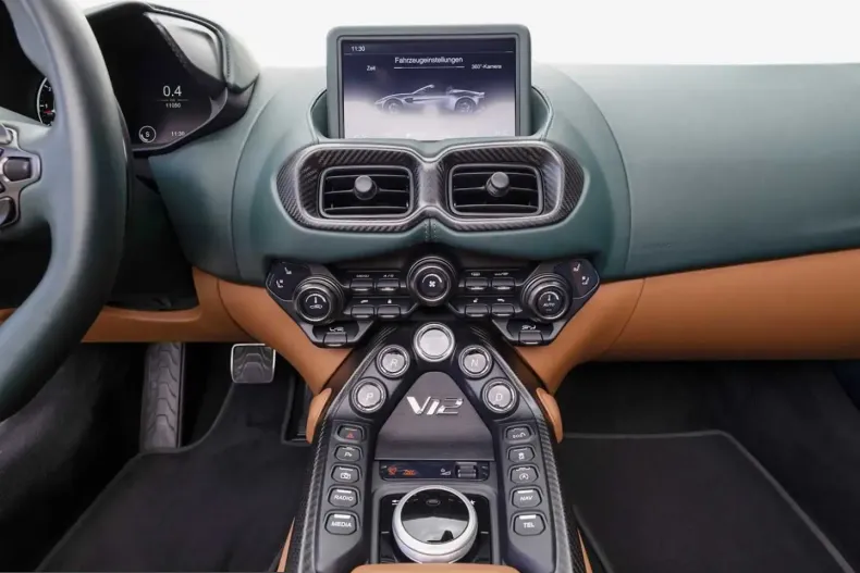 Aston Martin V12 Vantage din 2023 cu 11.050 km - oferta AST249582 - foto 24