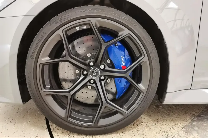 Audi RS6 din 2025 cu 19.999 km - oferta AUD249590 - foto 8