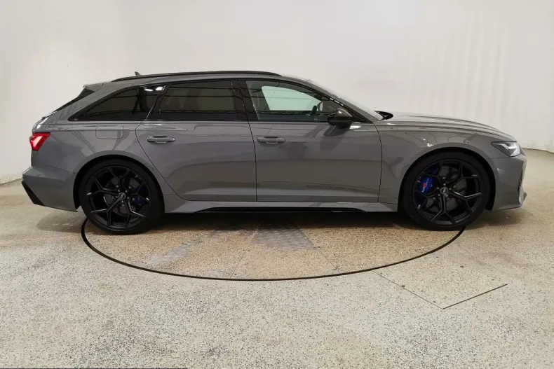 Audi RS6 din 2025 cu 19.999 km - oferta AUD249590 - foto 30