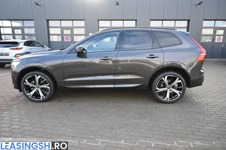 Volvo XC60 din 2024 cu 12.000 km - oferta VOL249594 - foto 2