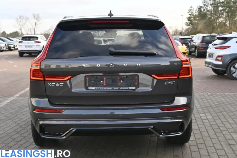 Volvo XC60 din 2024 cu 12.000 km - oferta VOL249594 - foto 4
