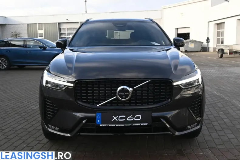 Volvo XC60 din 2024 cu 12.000 km - oferta VOL249594 - foto 8