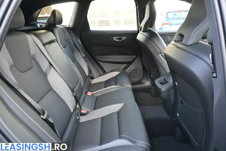 Volvo XC60 din 2024 cu 12.000 km - oferta VOL249594 - foto 15