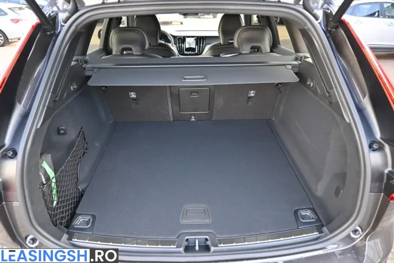 Volvo XC60 din 2024 cu 12.000 km - oferta VOL249594 - foto 16