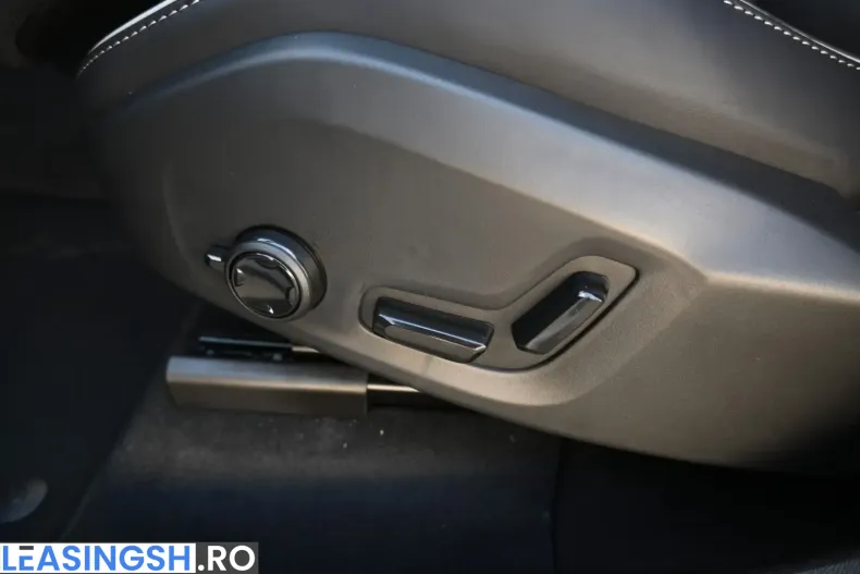 Volvo XC60 din 2024 cu 12.000 km - oferta VOL249594 - foto 29