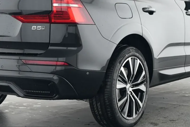 Volvo XC60 din 2025 cu 23.000 km - oferta VOL249595 - foto 3