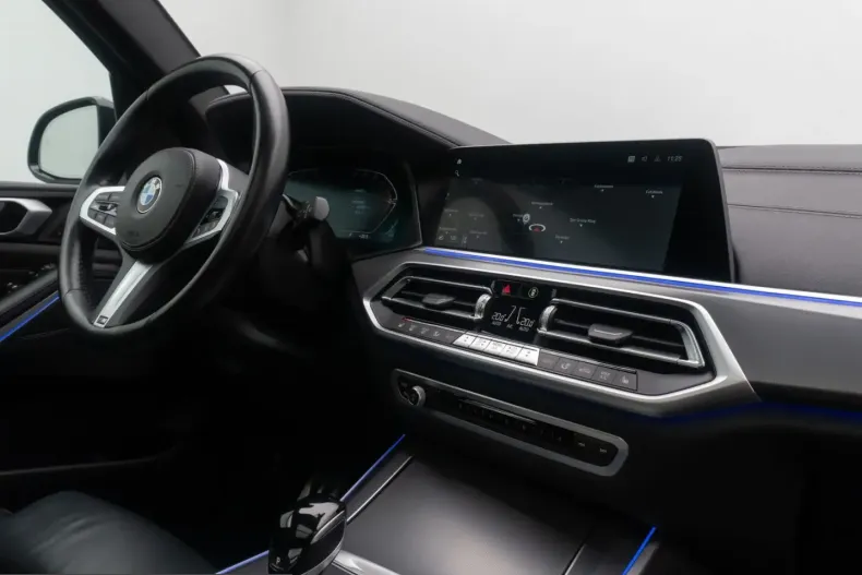 BMW X5 (Seria X) din 2021 cu 40.412 km - oferta BMW249602 - foto 24