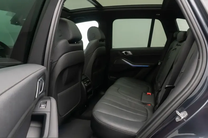 BMW X5 (Seria X) din 2021 cu 40.412 km - oferta BMW249602 - foto 25