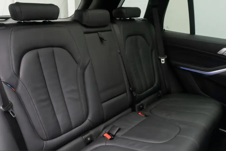 BMW X5 (Seria X) din 2021 cu 40.412 km - oferta BMW249602 - foto 29