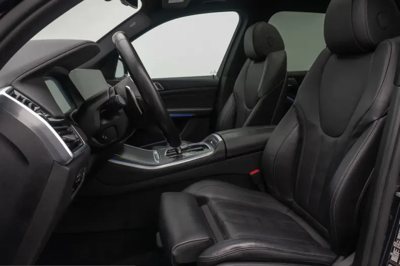 BMW X5 (Seria X) din 2021 cu 40.412 km - oferta BMW249602 - foto 30