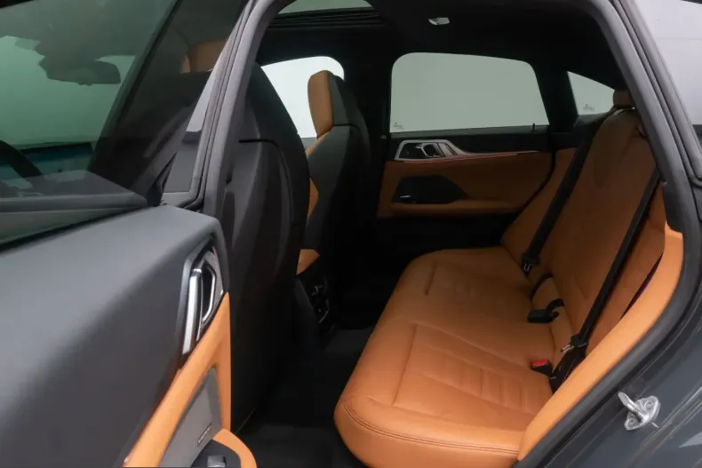 BMW M440 (Seria 4) din 2023 cu 32.900 km - oferta BMW249603 - foto 24