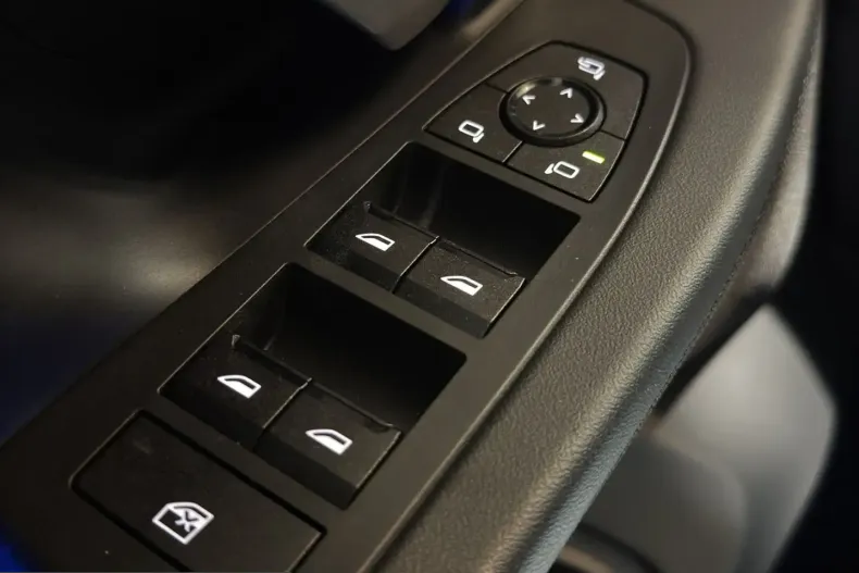 BMW 520 (Seria 5) din 2024 cu 36.991 km - oferta BMW249605 - foto 21